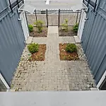 Experience The Unique Re-Nu Shipping Container #5
