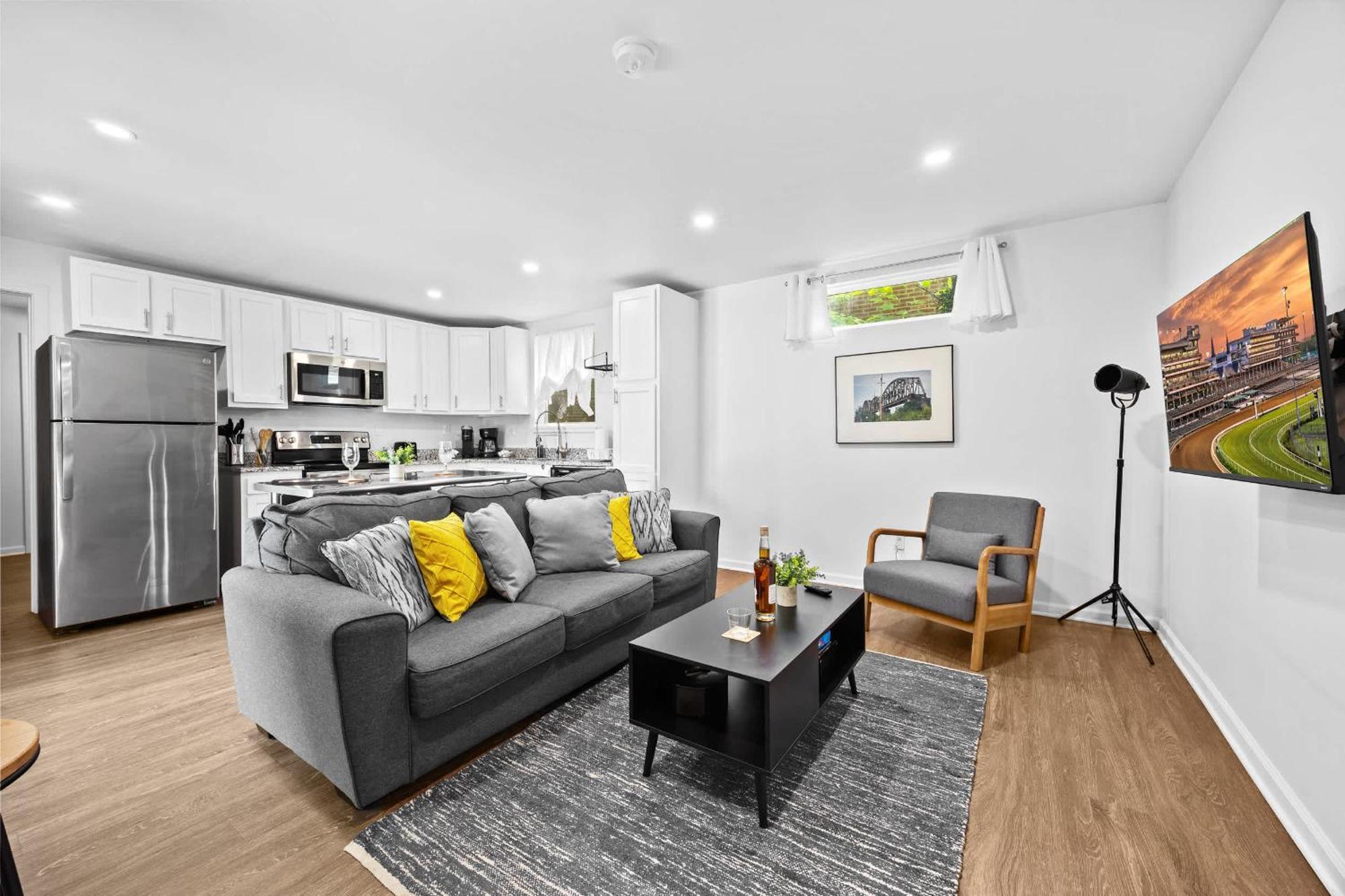 Experience The Unique Re-nu Shipping Container #5 Apartment *