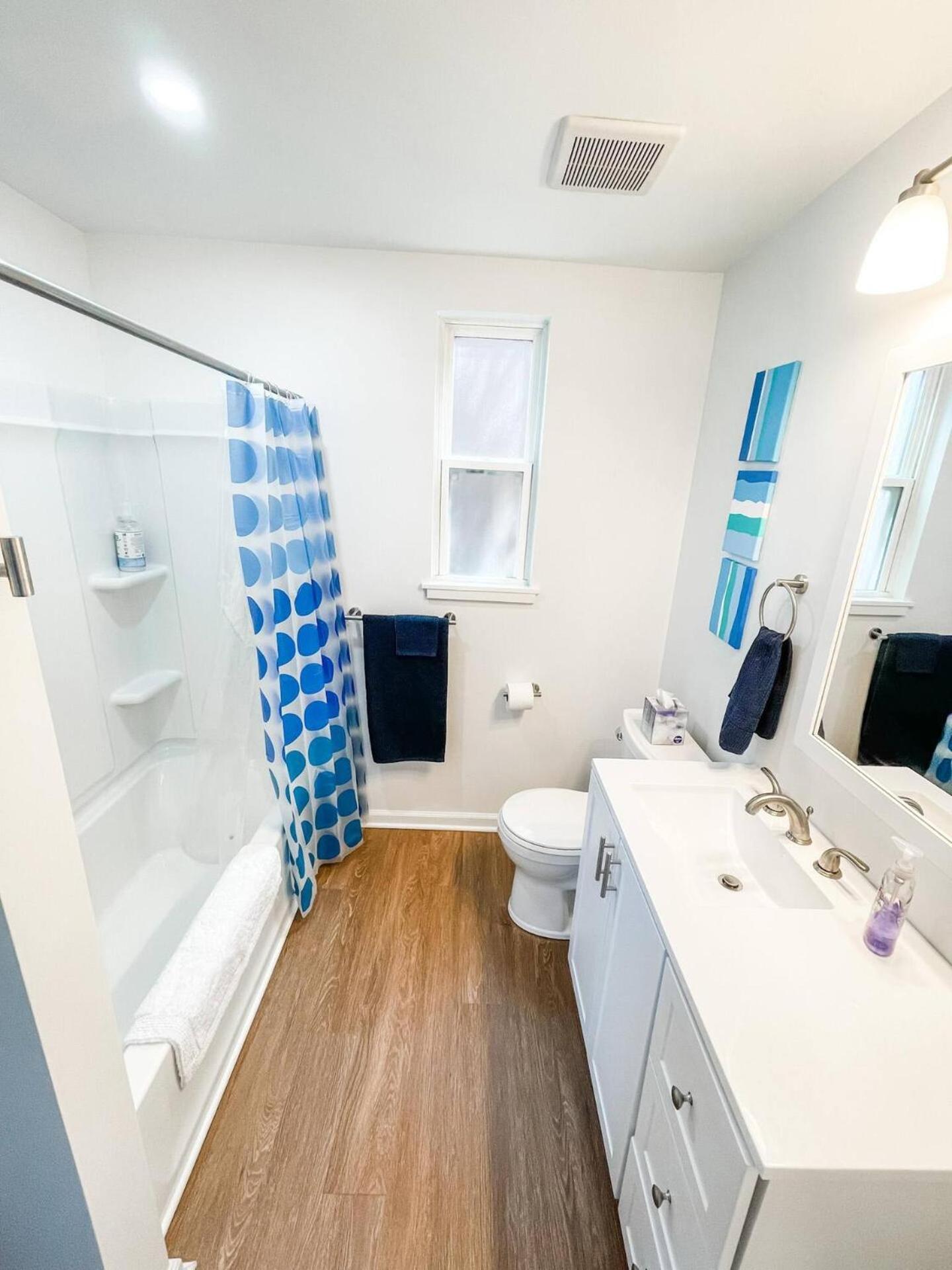 Experience The Unique Re-nu Shipping Container #5 Louisville